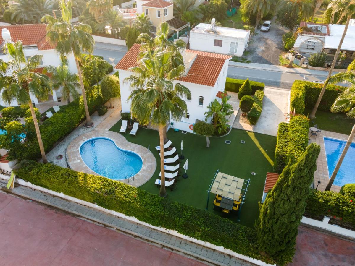 Villa Oasis By Ezoria Villas Coral Bay Ngoại thất bức ảnh