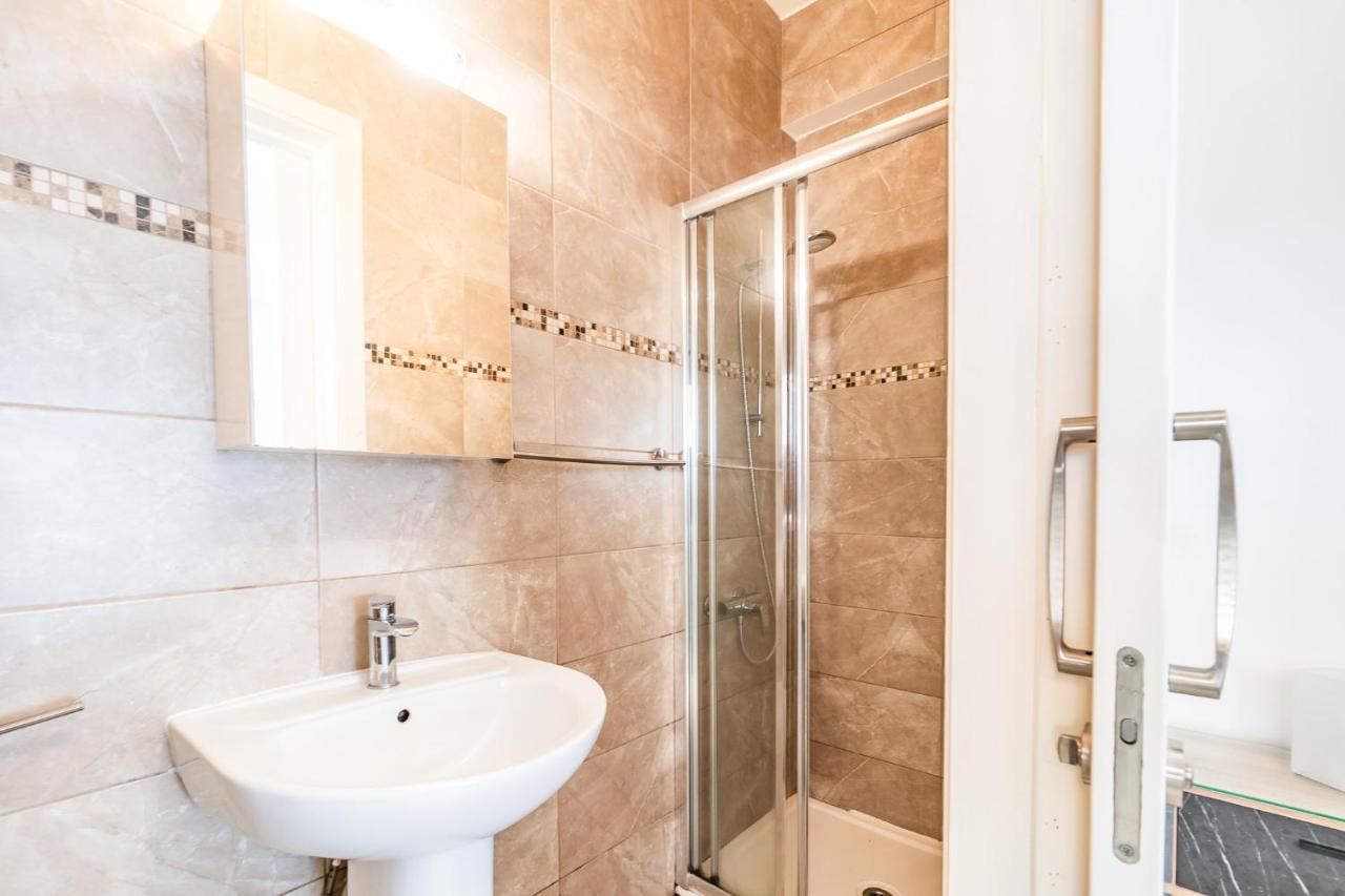 Villa Oasis By Ezoria Villas Coral Bay Ngoại thất bức ảnh