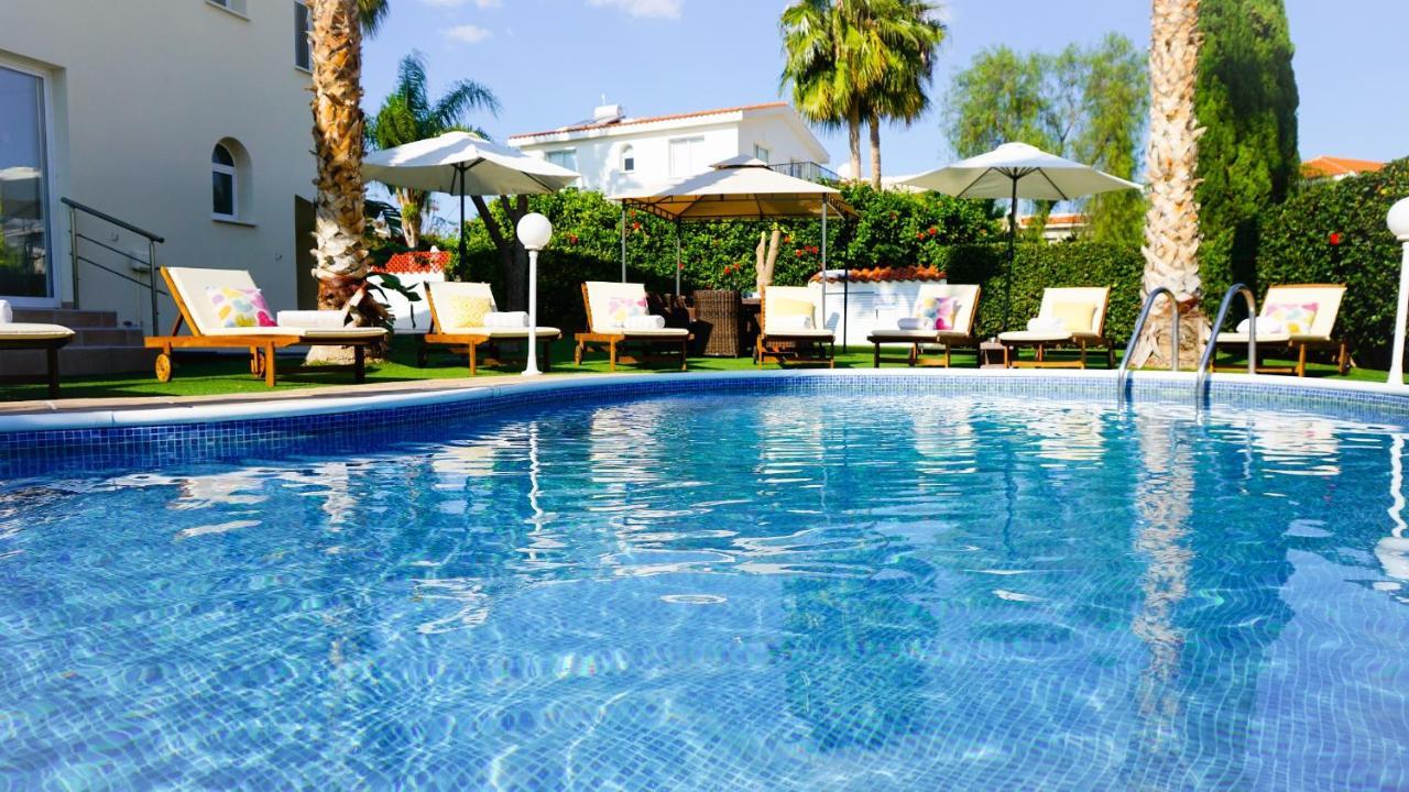 Villa Oasis By Ezoria Villas Coral Bay Ngoại thất bức ảnh