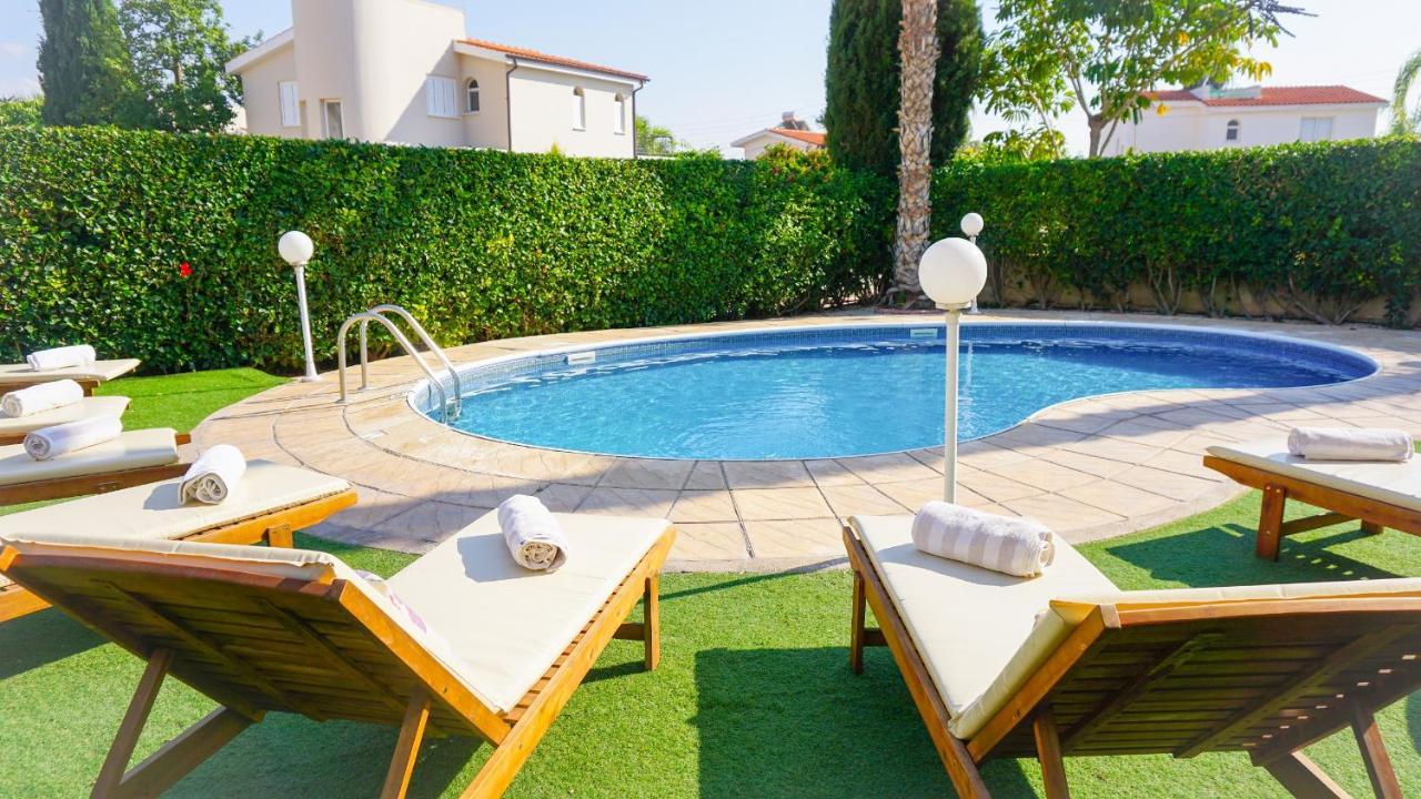 Villa Oasis By Ezoria Villas Coral Bay Ngoại thất bức ảnh